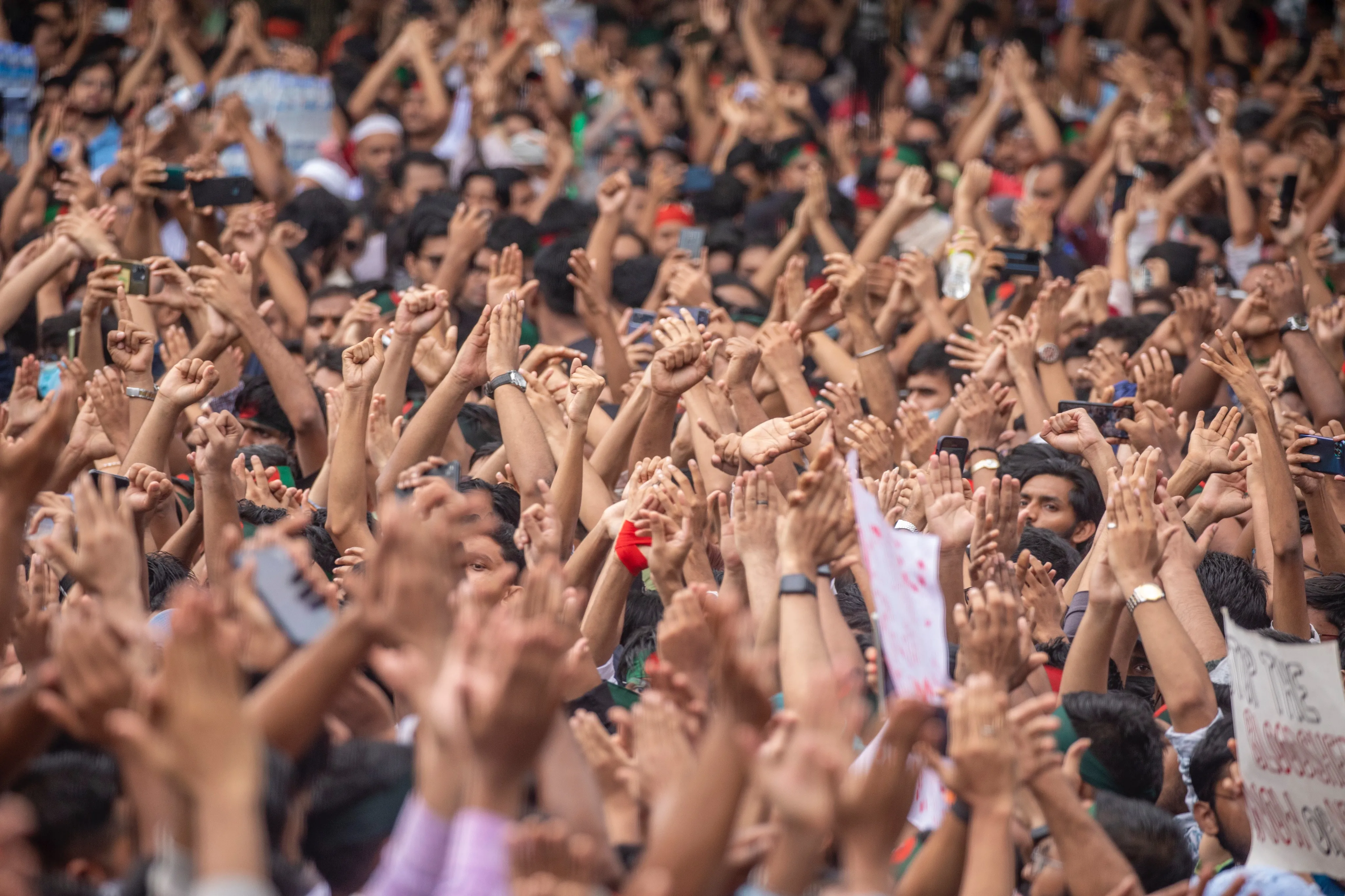 Bangladesh protesters return to the streets to demand PM’s removal — in pictures. 
 https://aje.io/iy4kwz