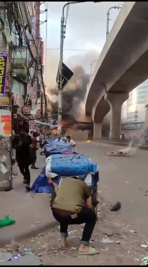 Witness how a protester was shot in the chest by Hasina's law enforcement. Look, world, you won't ha